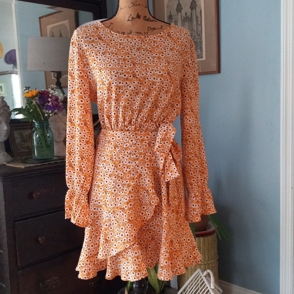Boutique Mustard Yellow and White Floral Print Long Sleeve Faux Wrap Mini Dress